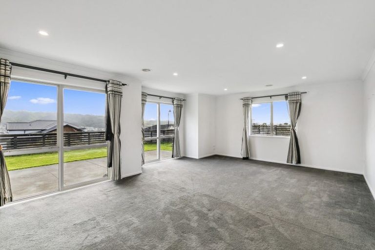 Photo of property in 110 John Burke Drive, Aotea, Porirua, 5024