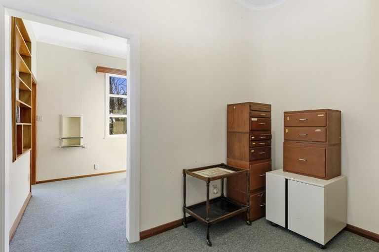 Photo of property in 194 Naenae Road, Naenae, Lower Hutt, 5011