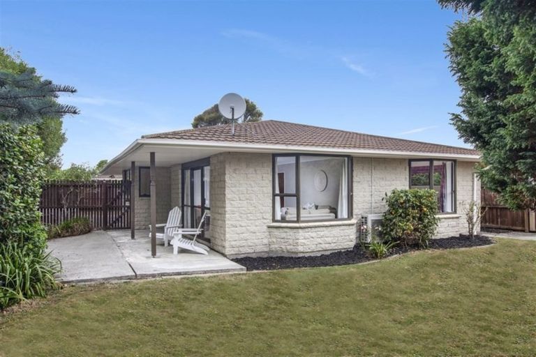 Photo of property in 54b Aorangi Road, Bryndwr, Christchurch, 8053