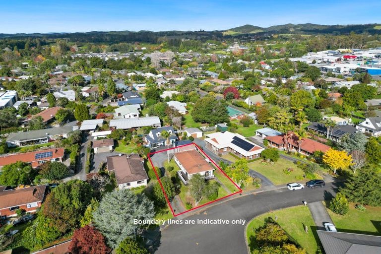 Photo of property in 16 Cobham Court, Kerikeri, 0230