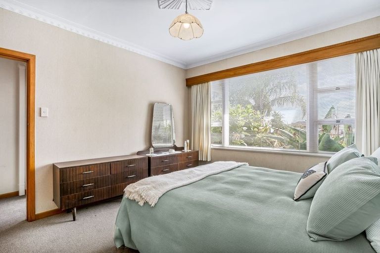 Photo of property in 101 Lincoln Road, Henderson, Auckland, 0610