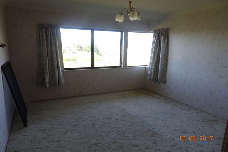 Photo of property in 4b Begonia Way, Greerton, Tauranga, 3112