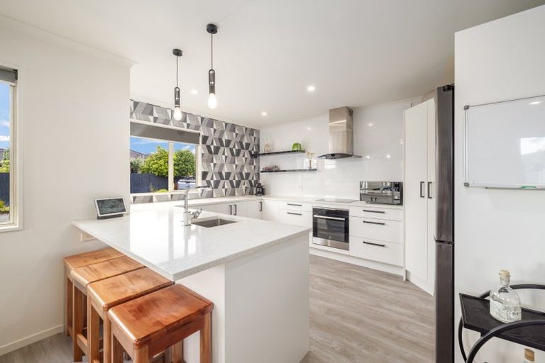 Photo of property in 6 Saint Keverne Close, Burwood, Christchurch, 8083