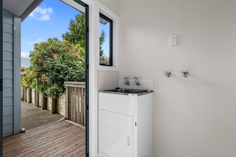 Photo of property in 11 Langstone Street, Welcome Bay, Tauranga, 3112
