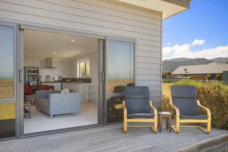 Photo of property in 27 Ocean View Crescent, Rarangi, Blenheim, 7273