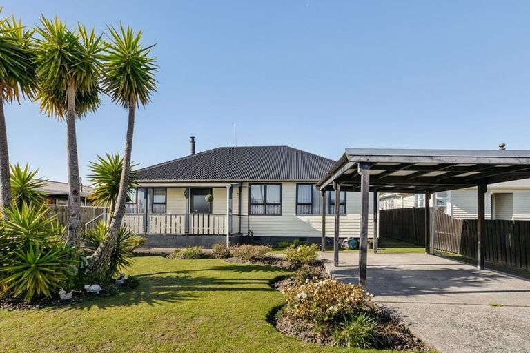 Photo of property in 137 Derby Street, Westport, 7825