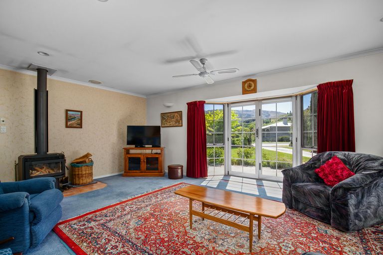 Photo of property in 23 Whitby Street, Clyde, 9330