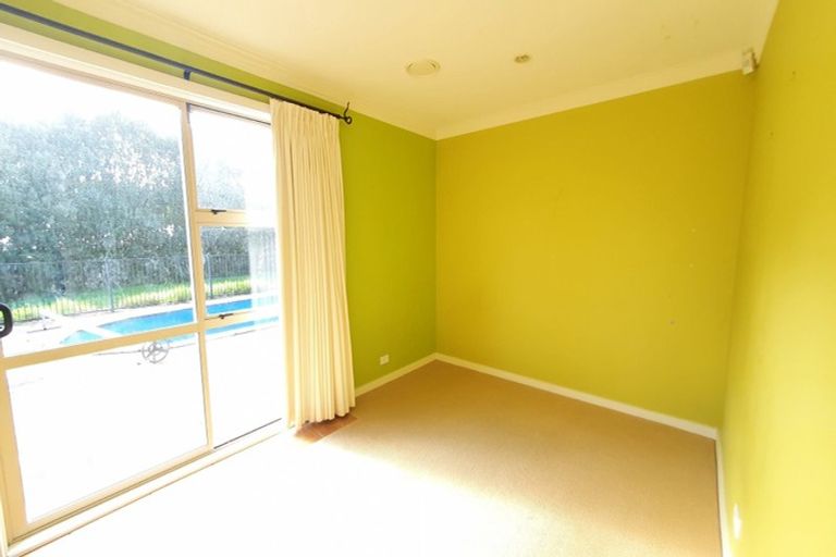 Photo of property in 268 Matua Road, Kumeu, 0891