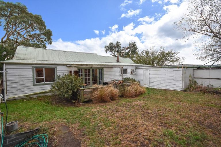 Photo of property in 369 Maungatua Road, Woodside, Outram, 9073