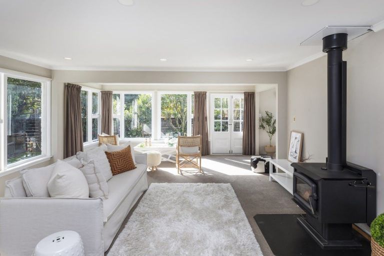 Photo of property in 39 Hurunui Street, Cracroft, Christchurch, 8025