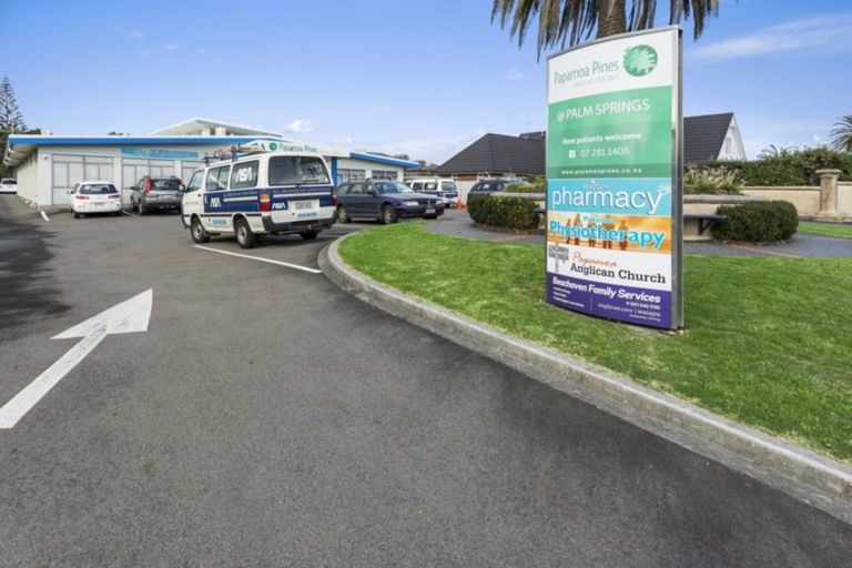 Photo of property in 37 Karewa Parade, Papamoa Beach, Papamoa, 3118