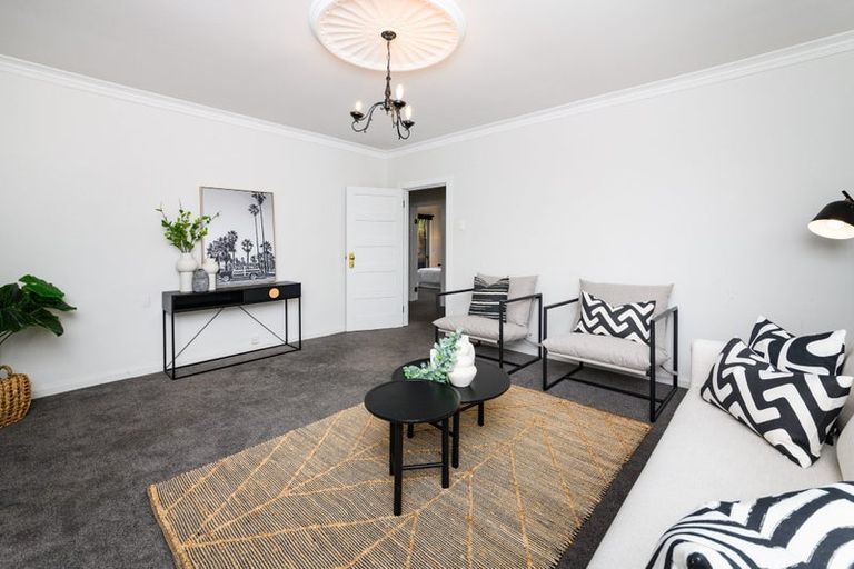 Photo of property in 76a Wood Street, Takaro, Palmerston North, 4410