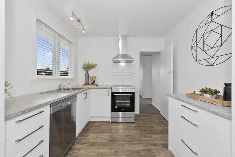 Photo of property in 15 Smith Street, Frankton, Hamilton, 3204