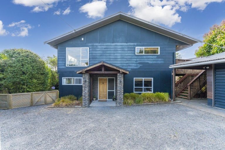 Photo of property in 9 Waihora Street, Taupo, 3330