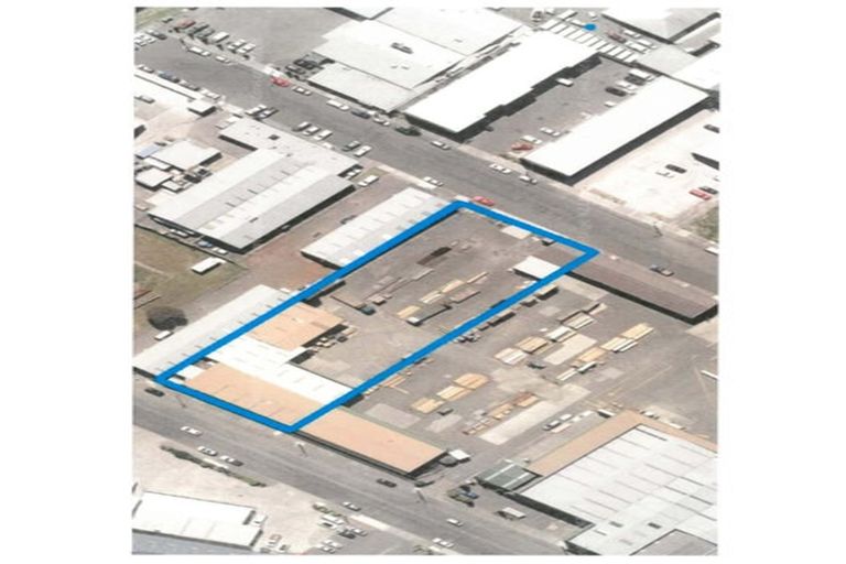 Photo of property in 51 Dunlop Road, Te Puke, 3119