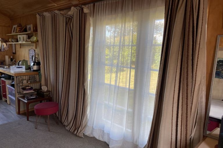 Photo of property in 36 Tarahua Road, Vogeltown, New Plymouth, 4310