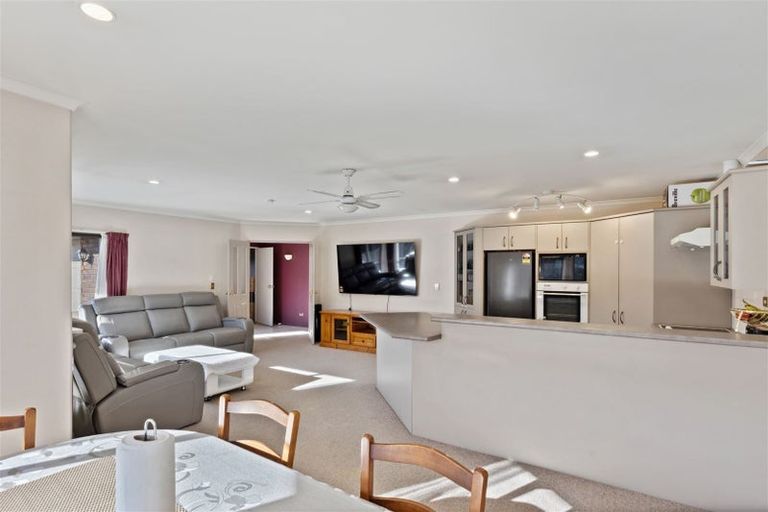 Photo of property in 22 Masefield Drive, Rolleston, 7614