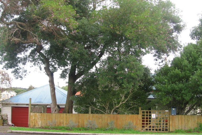 Photo of property in 3/15 Railway Street West, Papakura, 2110