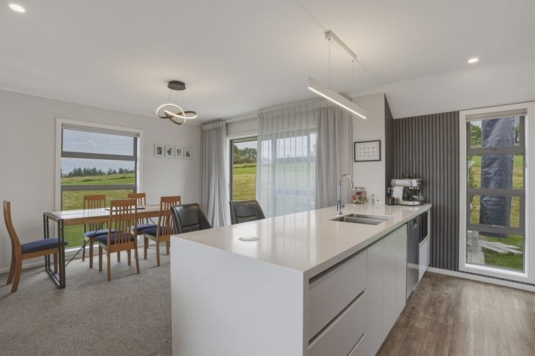 Photo of property in 212 Mcmaster Road, Saddle Hill, Dunedin, 9076