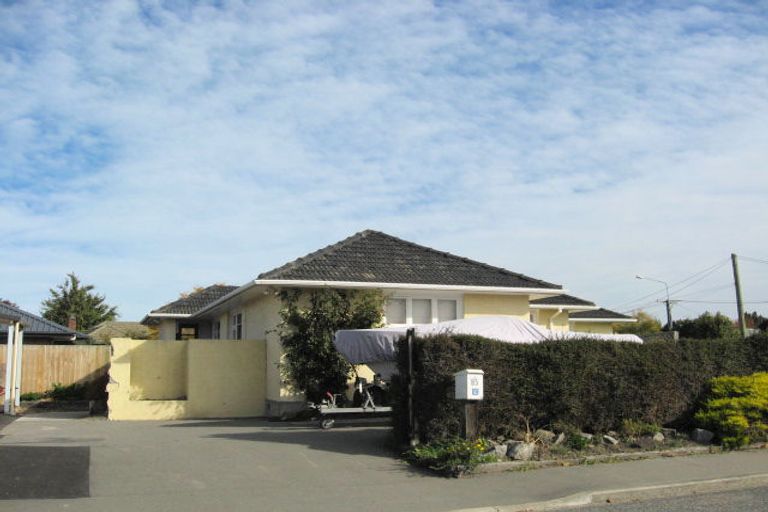 Photo of property in 85 Gladson Avenue, Sockburn, Christchurch, 8042