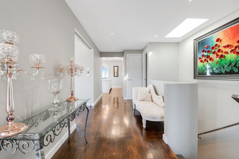 Photo of property in 31 Grand Drive, Orewa, 0931