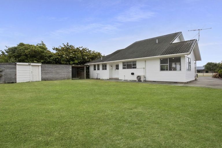 Photo of property in 18 Te Kupe Road, Paraparaumu Beach, Paraparaumu, 5032