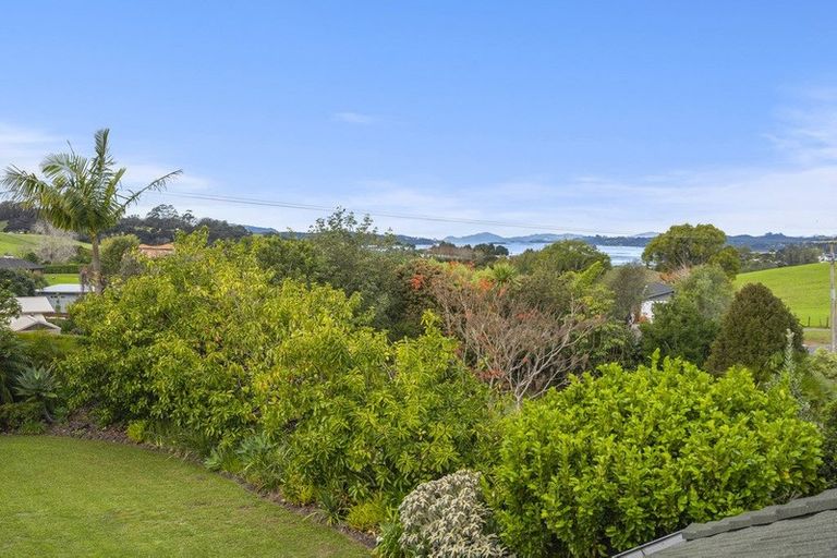 Photo of property in 28 Skudders Beach Road, Kerikeri, 0294