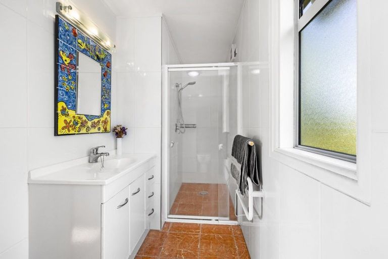 Photo of property in 6a Pokohui Avenue, Raglan, 3225