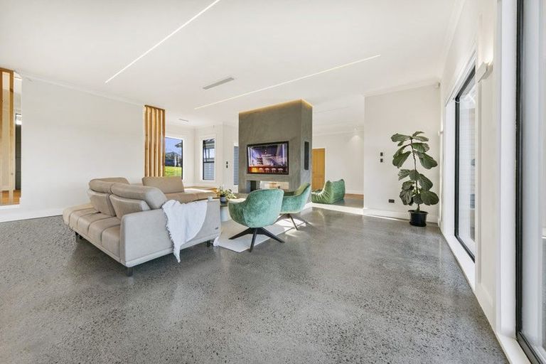 Photo of property in 21 Aileron Rise, Dairy Flat, Albany, 0794