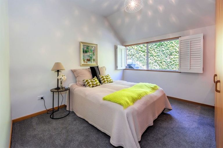 Photo of property in 3 Delhi Place, Cashmere, Christchurch, 8022