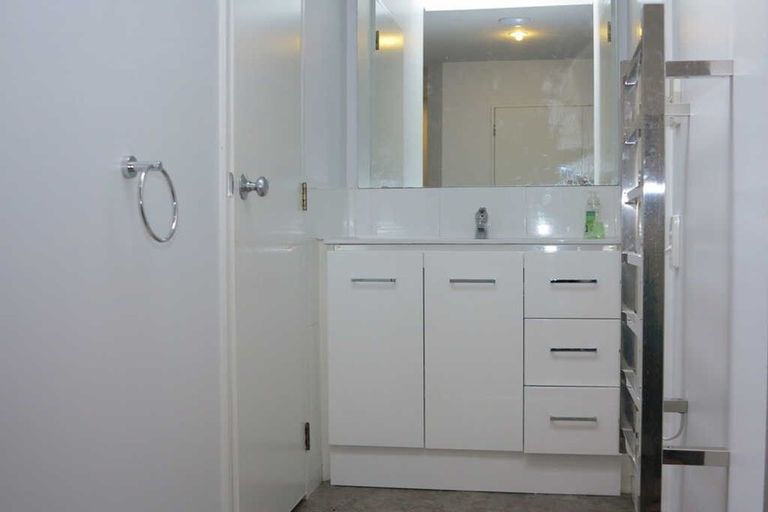 Photo of property in 6/548 Albany Highway, Albany, Auckland, 0632