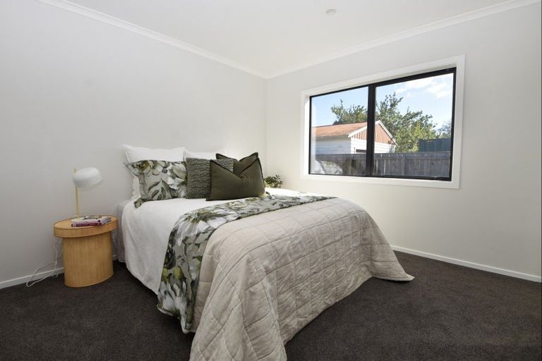 Photo of property in 4 Macrocarpa Lane, Carterton, 5713
