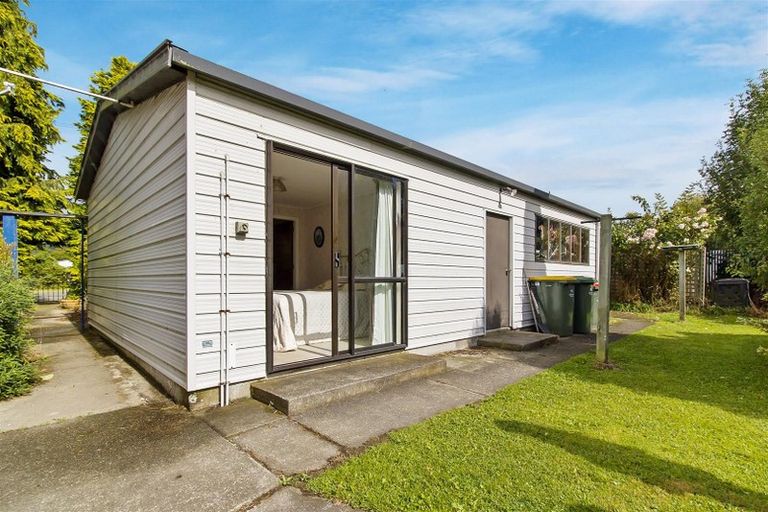 Photo of property in 72 Parsonage Road, Waimate, 7978