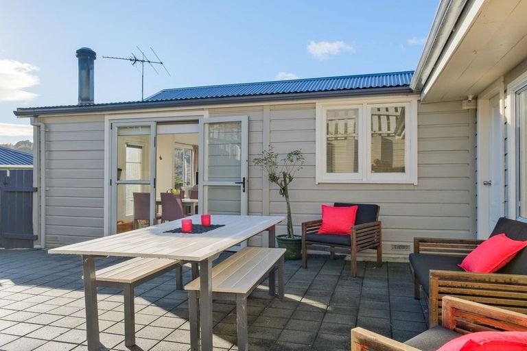 Photo of property in 79 Marion Street, Macandrew Bay, Dunedin, 9014