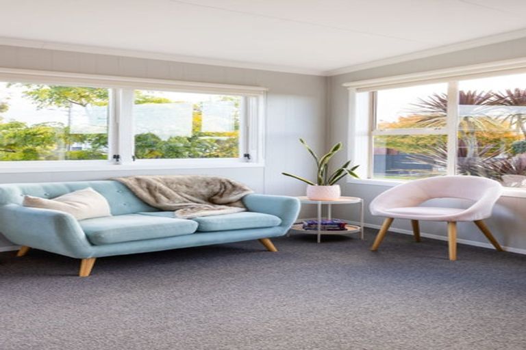 Photo of property in 14 Mears Road, St Andrews, Hamilton, 3200