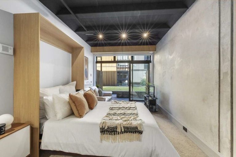 Photo of property in Vedado Apartments, 208/41 Hopper Street, Mount Cook, Wellington, 6011