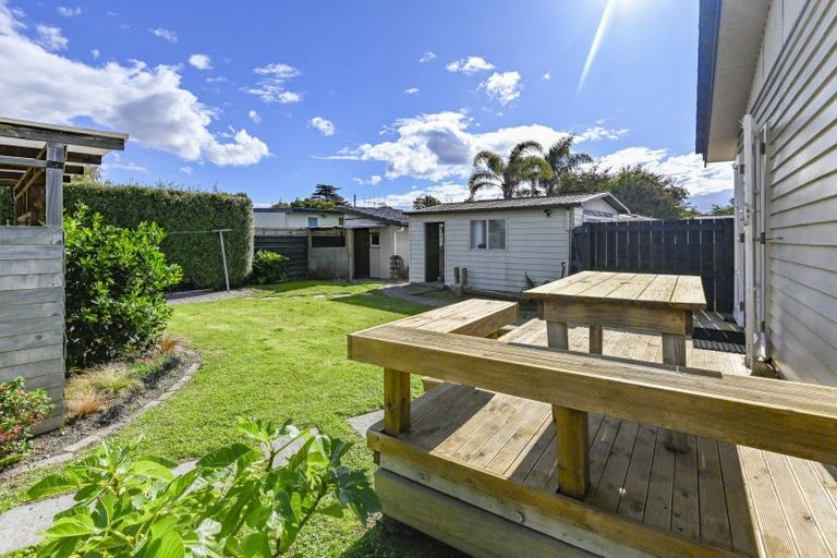 Photo of property in 221 Tudor Avenue, Mayfair, Hastings, 4122