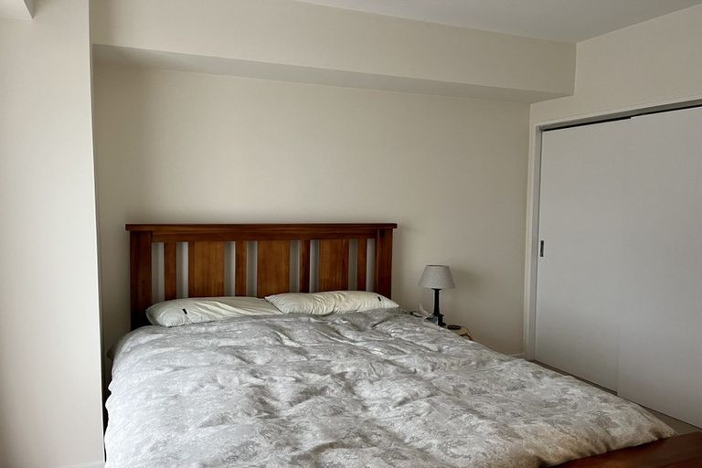 Photo of property in Coromandel Heights, 5/111 Coromandel Street, Newtown, Wellington, 6021