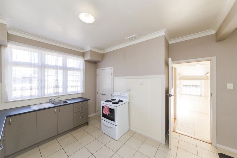 Photo of property in 61 Ferguson Street, Awapuni, Palmerston North, 4412