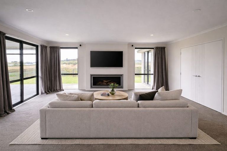 Photo of property in 50 Peacock Place, Pokeno, 2402