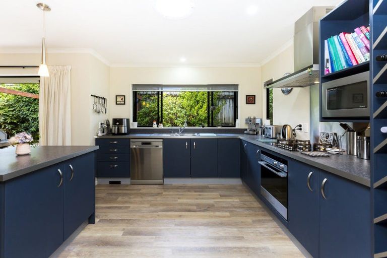 Photo of property in 15 Ormrod Grove, Riverstone Terraces, Upper Hutt, 5018