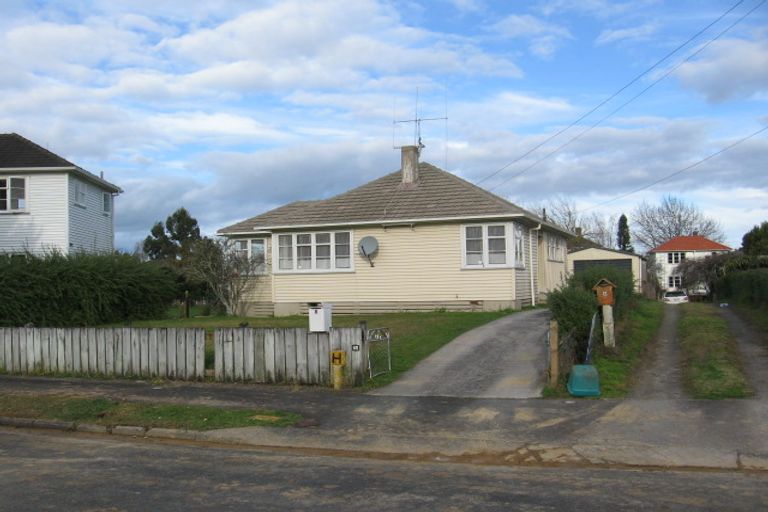 Photo of property in 8 Denz Street, Maeroa, Hamilton, 3200