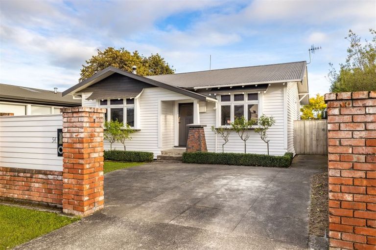 Photo of property in 54 Matipo Street, Takaro, Palmerston North, 4410