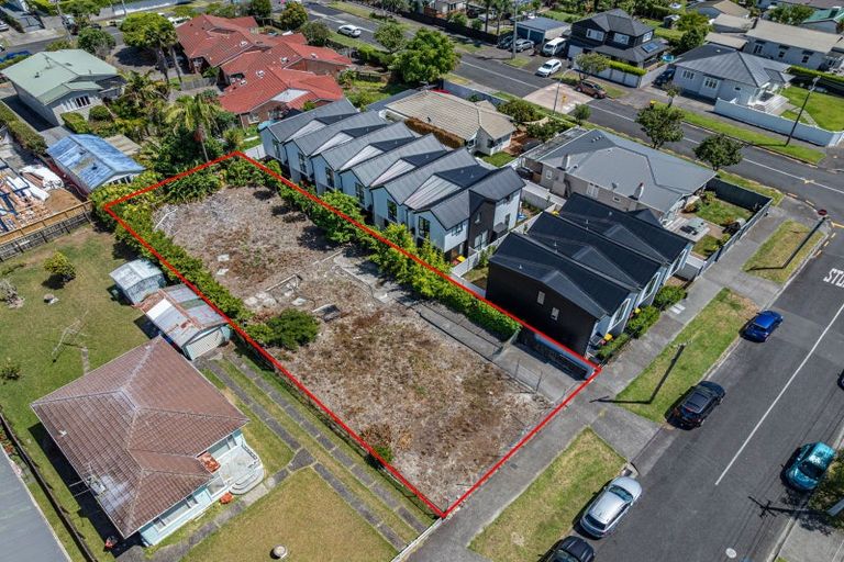 Photo of property in 24 Moa Road, Point Chevalier, Auckland, 1022