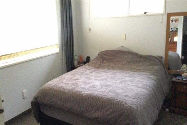 Photo of property in 38 Kimberley Grove, Westbrook, Palmerston North, 4412