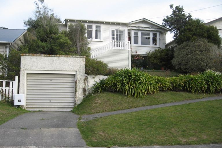 Photo of property in 8 Blakey Avenue, Karori, Wellington, 6012