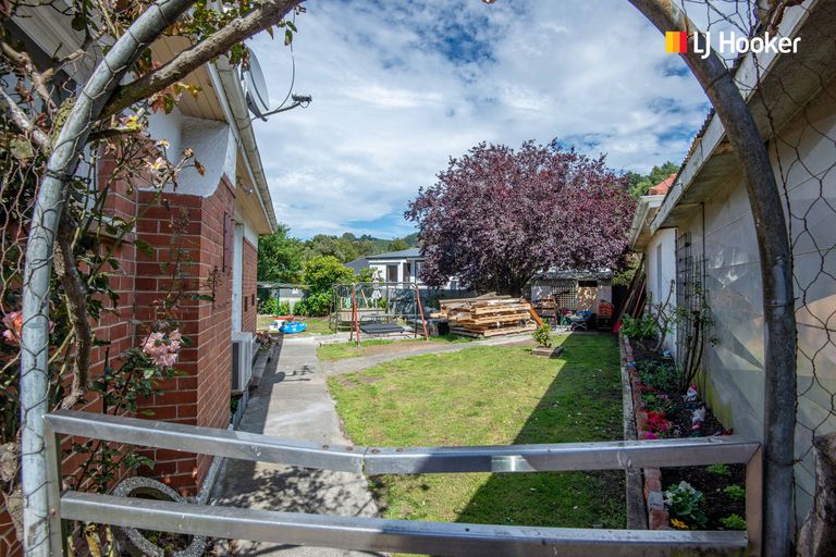 Photo of property in 1 Manchester Street, Bradford, Dunedin, 9011