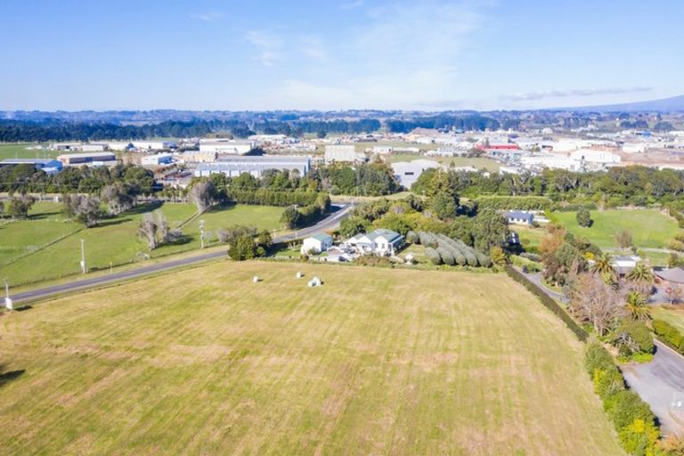 Photo of property in 25 Airport Drive, Milson, Palmerston North, 4414