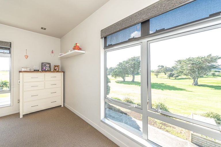 Photo of property in 34 Longbeach Drive, Castlecliff, Whanganui, 4501