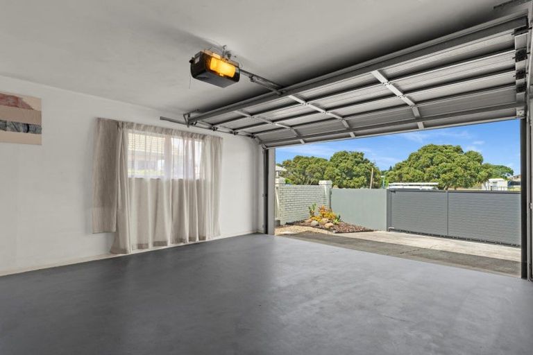 Photo of property in 11c Oceanbeach Road, Mount Maunganui, 3116
